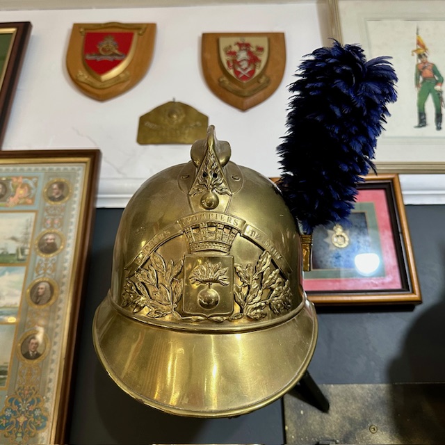 Ref: 5856 - c1895 French Fire Brigade Helmet 'Sappeurs Pompiers 'De Mouy'.